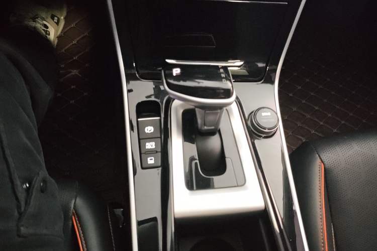 Used Kia Seltos 2023 1.5L CVT Luxury Edition
