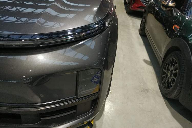 Used Li Auto L9 2022 Max model
