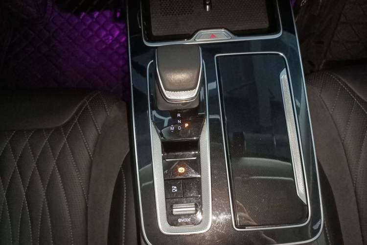 Used Hongqi HS5 2023 2.0T Qixiang Pro Edition