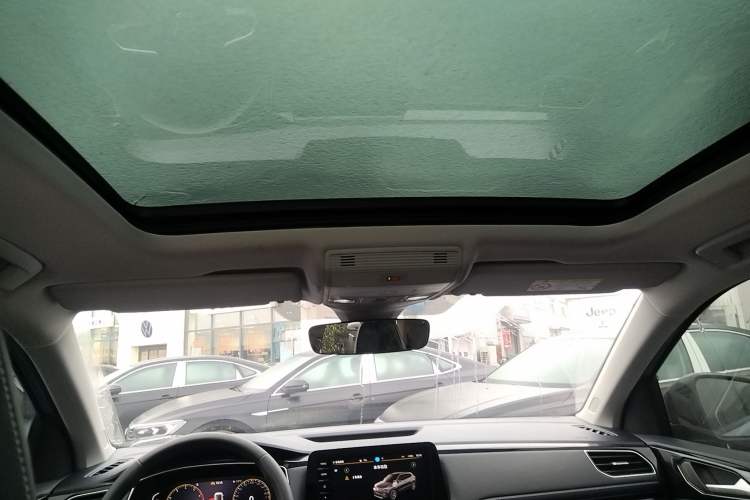 Used Volkswagen Tharu 2025 NewRui 300TSI Prestige Edition