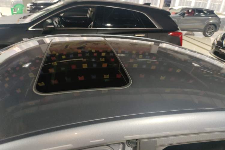 Used Roewe i5 2021 1.5L CVT Platinum Edition
