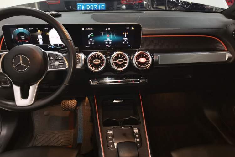 Used Mercedes-Benz GLB 2020 Facelift GLB 200 Fashion Edition
