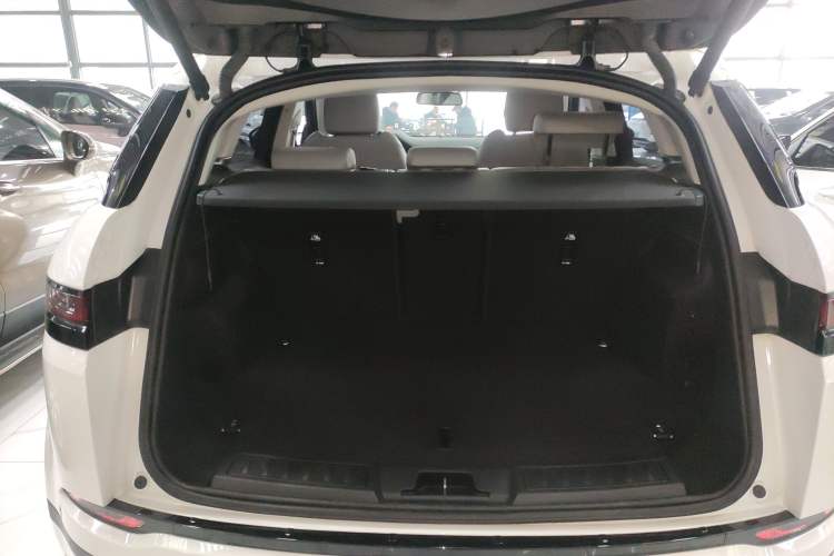 Used Land Rover Range Rover Evoque 2020 249 PS Youth Edition
