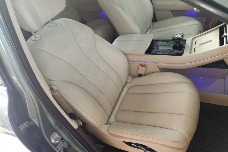 Used Hima AITO M7 2024 1.5T Rear-Drive Plus Version 6 Seats