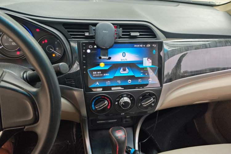 Used Honda Crider 2015 1.8L automatic comfort version
