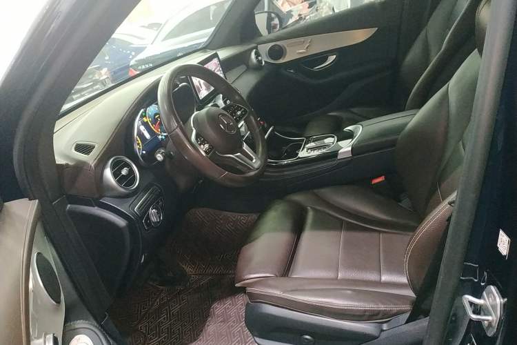 Used Mercedes-Benz GLC 2022 Facelifted GLC 260 L 4MATIC Dynamic Edition
