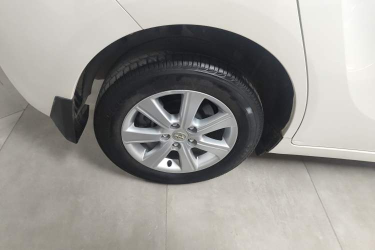 Used Toyota Verso 2014 Starlight 180E CVT Elite Edition
