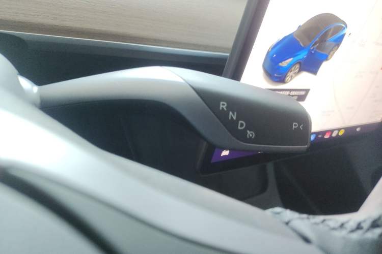 Used Tesla Model Y 2021 Long-Range All-Wheel-Drive Version 3D7