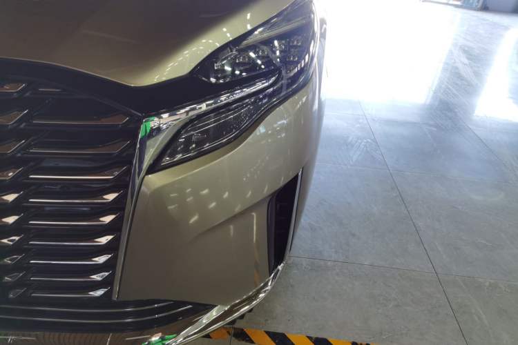 Used Buick GL8 2023 ES Lu Zun Comfort Model
