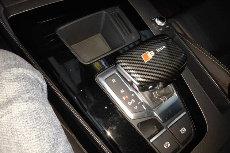 Used Audi Q5L 2022 Updated 45T Luxury Dynamic Version
