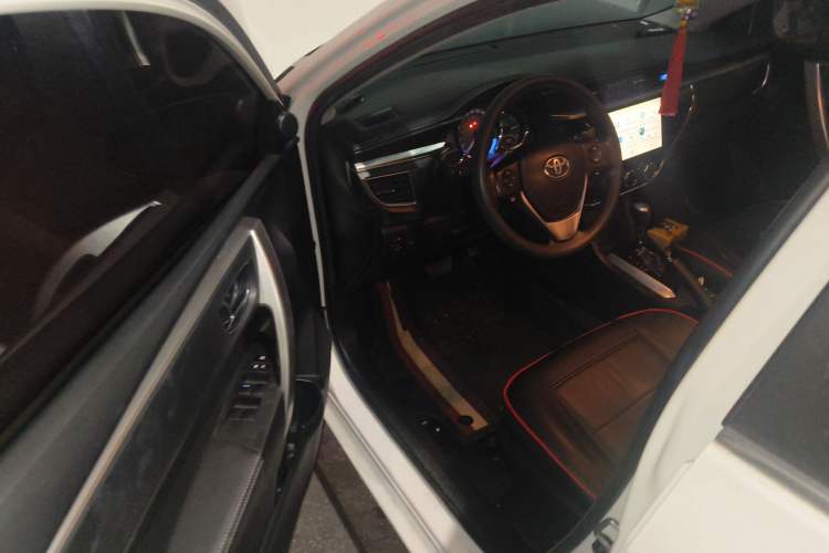 Used Toyota Corolla 2014 1.6L CVT GL
