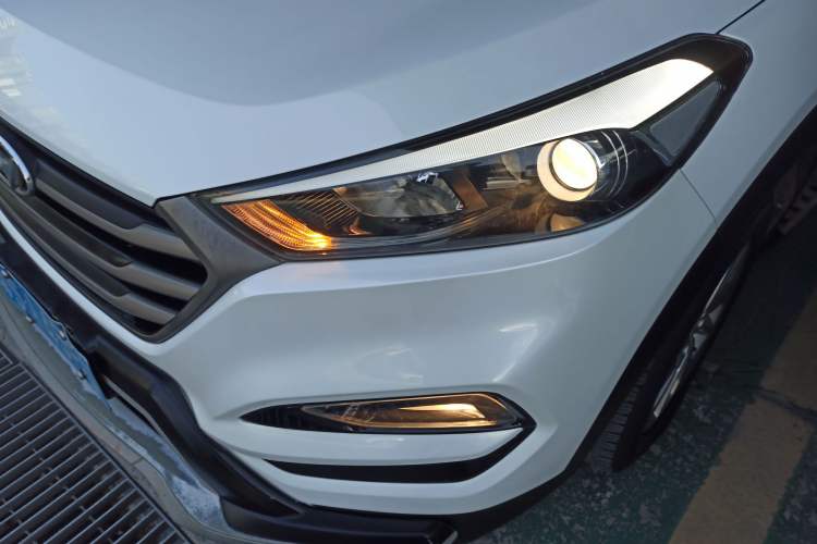 Used Hyundai Tucson 2015 1.6T Dual-Clutch Two-Wheel-Drive Smart Model
