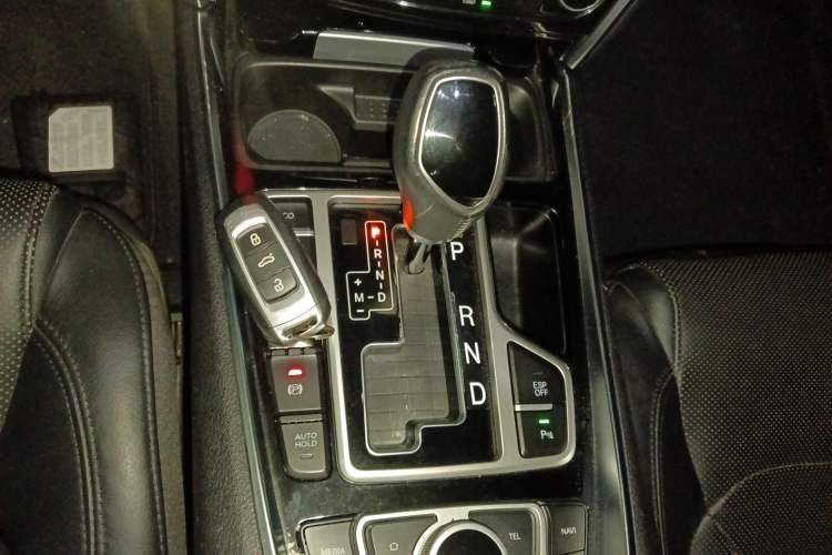 Used Geely Auto Emgrand GT 2015 1.8T Flagship Model
