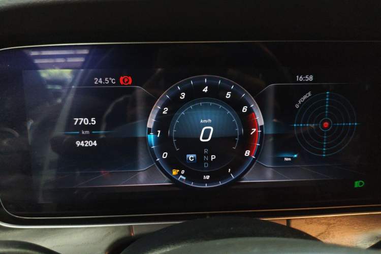 Used Mercedes-Benz E-Class 2018 E 300 L Sporty and Stylish Model
