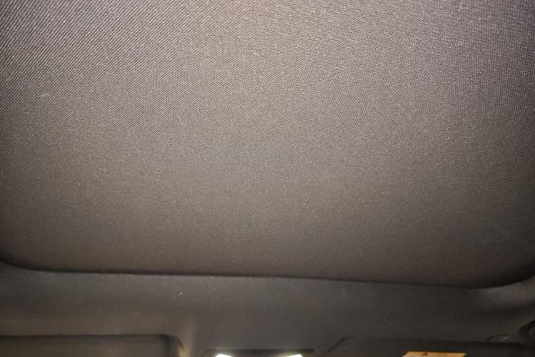 Used Changan UNI-V iDD 2024 Blue Whale Smart Electric iDD 136km Luxury Model
