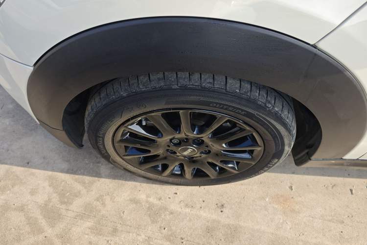 Used  MINI 2021 1.5T ONE PLUS
