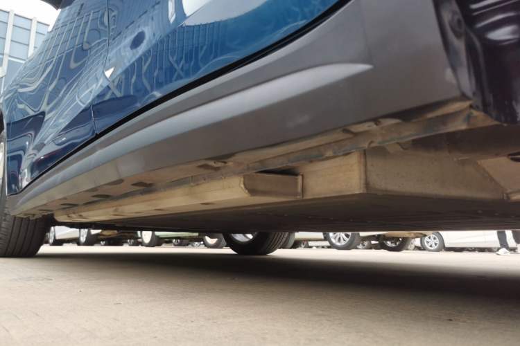 Used ORA Good Cat 2022 Morandi Edition 400km Standard Range Luxury Version Lithium-Ion Battery
