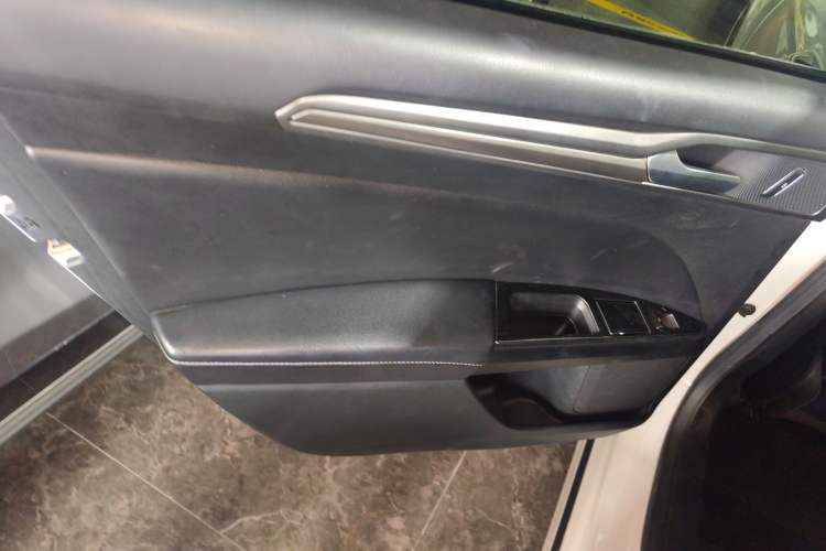 Used Ford Mondeo 2017 EcoBoost 180 Stylish Model
