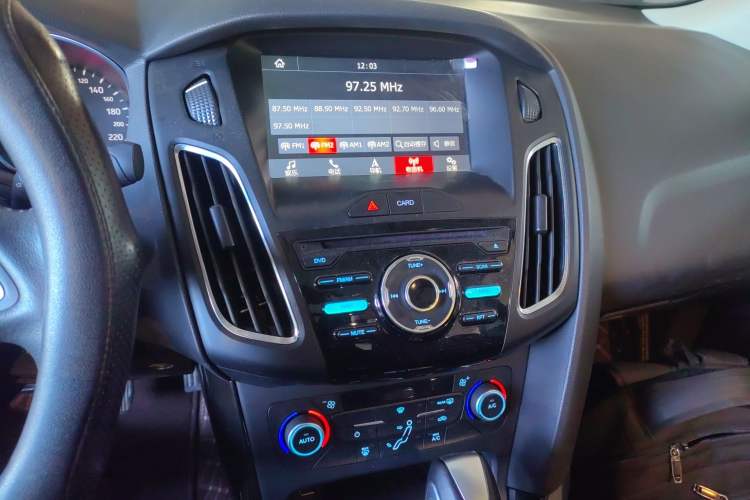 Used Ford Focus 2017 Sedan 1.6L Automatic Fashion Edition Smart Drive Version