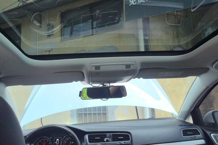 Used Volkswagen Golf 2020 200TSI DSG Comfortable and Ambitious Edition
