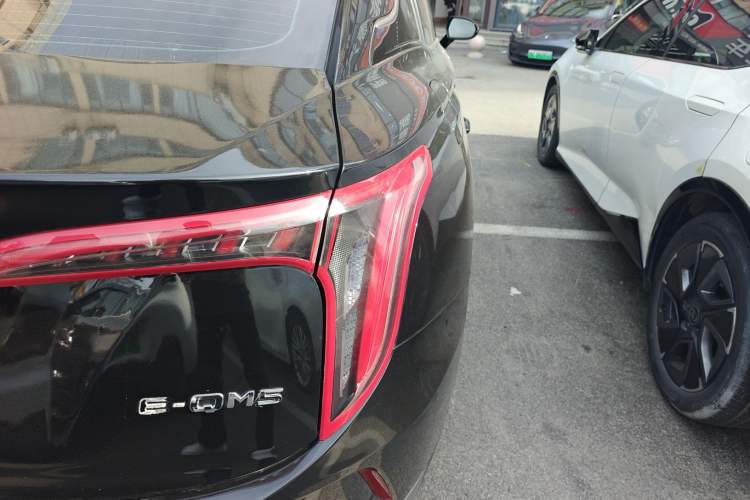 Used Hongqi E-QM5 2024 610 km PLUS
