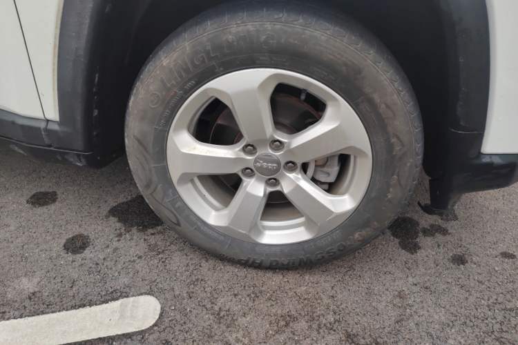 Used  Compass 2017 200T Automatic Family Edition
