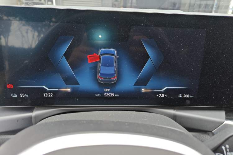 Used BMW i3 2022 eDrive 35 L
