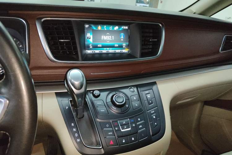 Used Buick GL8 2018 28T Luxury Model China VI Standard