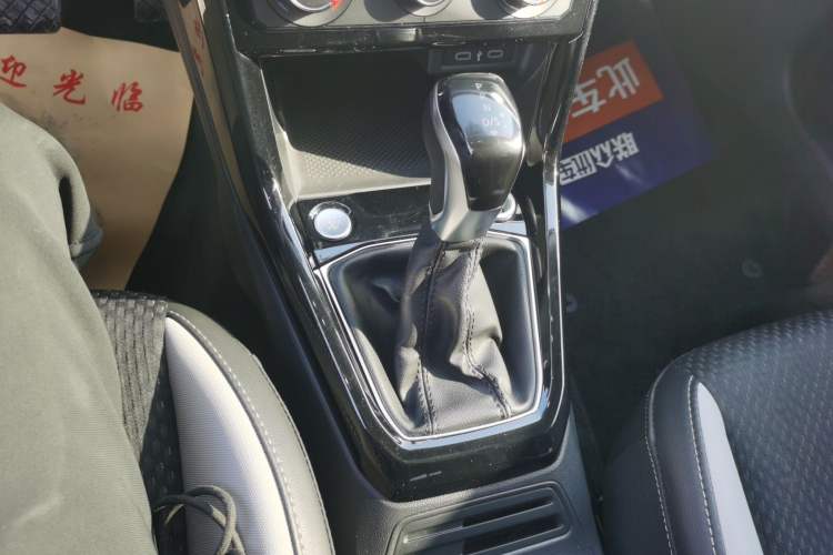 Used Volkswagen Tacqua 2021 200TSI DSG JoyConnect Edition
