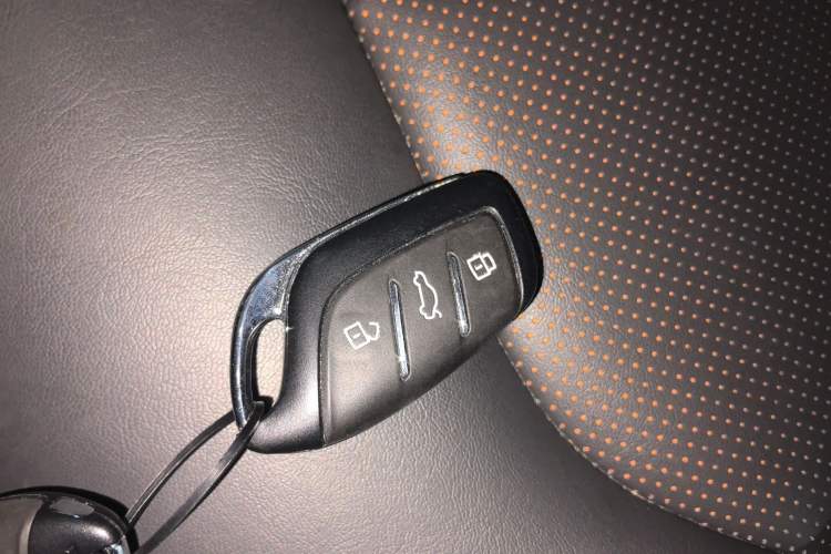 Used Roewe RX3 2021 PRO 1.6L CVT Flagship Model
