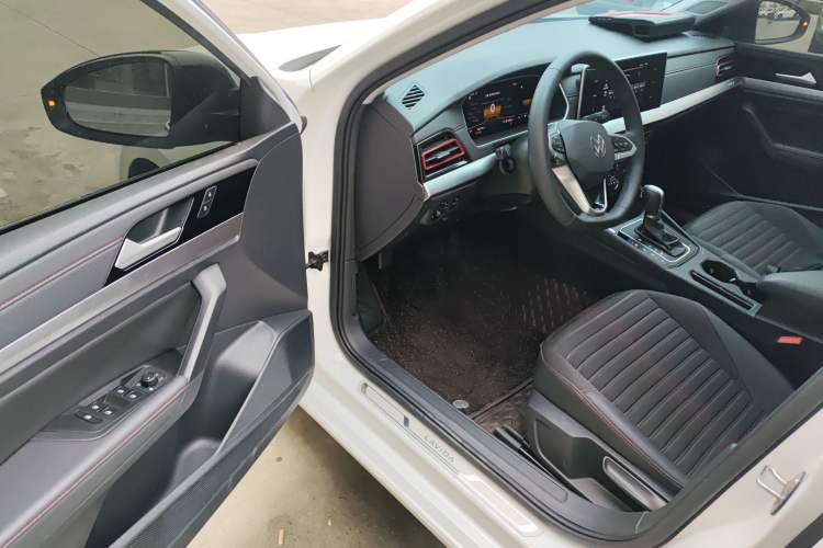 Used Volkswagen Lavida 2024 300TSI DSG Starry Sky Deluxe Edition
