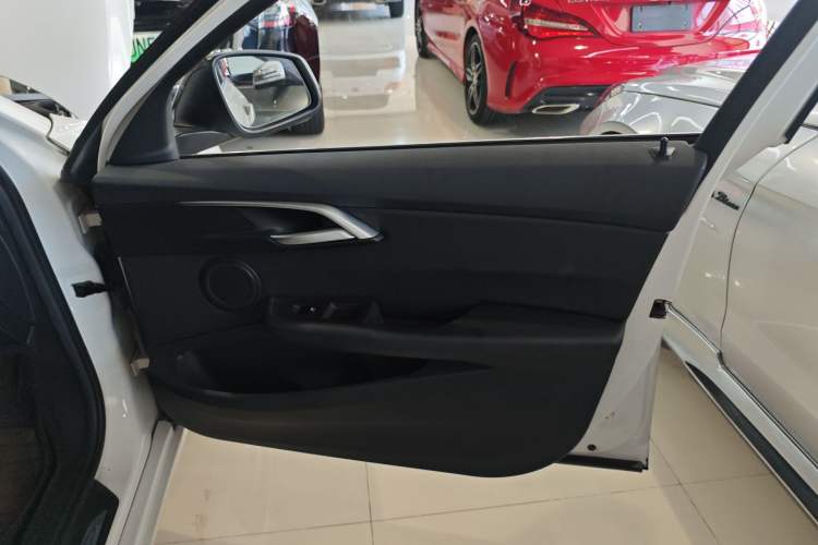 Used BMW 1 Series 2018 118i Design Package Edition
