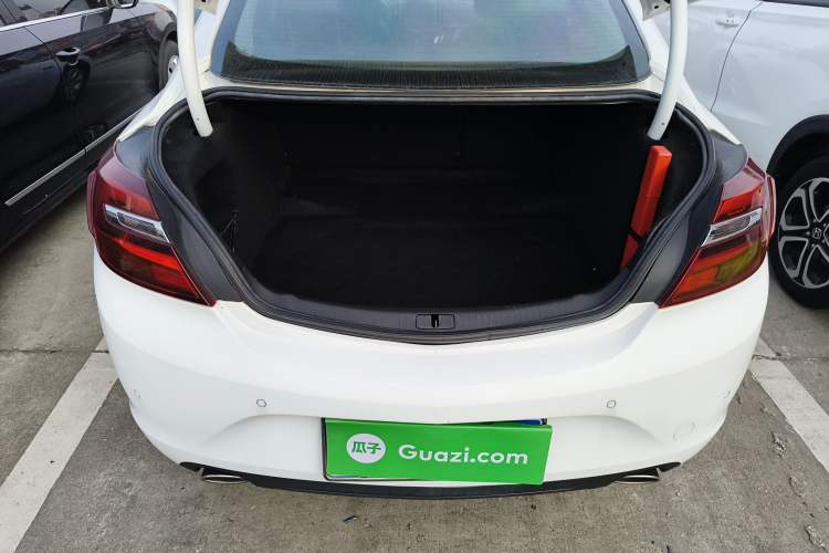 Used Buick Regal 2015 1.6T Fashion Tech Model
