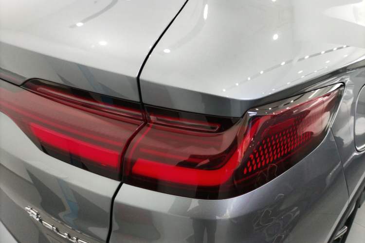 Used BYD Song PLUS New Energy 2025 DM-i 160KM Flagship Model
