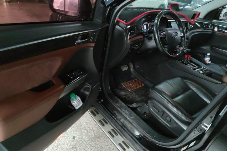 Used GAC Trumpchi GS8 2017 320T Four-Wheel Drive Luxury Smart Connectivity Version (7 Seats)