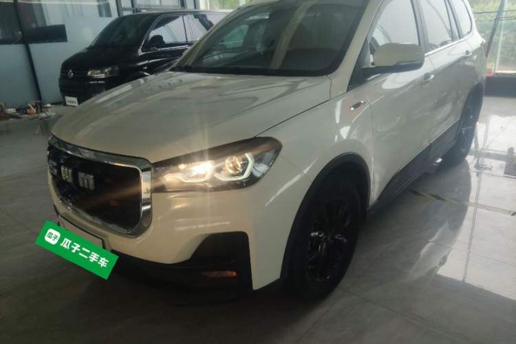 Used SWM G05 2022 PRO 1.5T DCT Luxury Model 7 Seats
