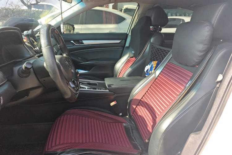 Used Honda Accord 2018 260TURBO Luxury Edition China V Emission Standard
