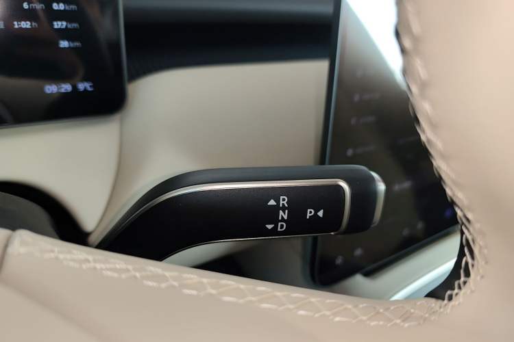 Used Nio ET5T 2025 75 kWh Touring