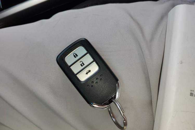 Used Honda Crider 2016 1.8L CVT Luxury Edition
