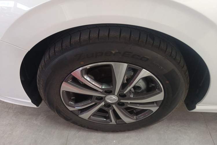 Used Changan Eado 2025 PLUS 1.4T Dual-Clutch High-Energy Version
