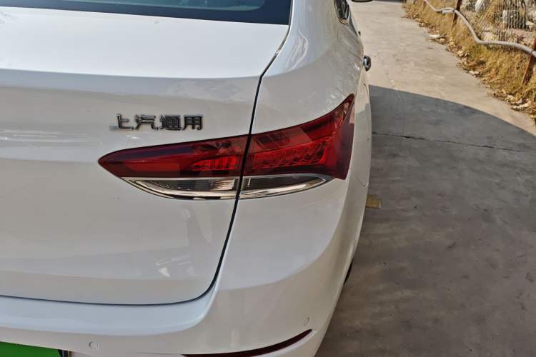 Used Buick GT 2019 18T Automatic Connected Elite Model China VI Standard
