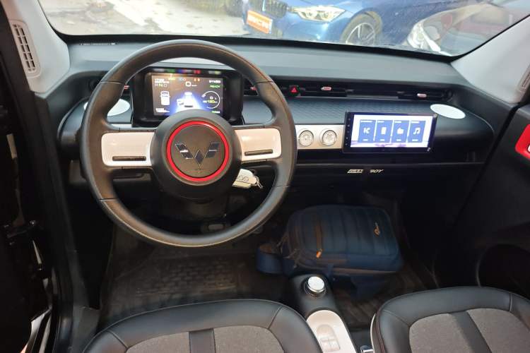 Used Wuling Hongguang MINIEV 2022 GAMEBOY 200km Gaming Edition with Lithium Iron Phosphate