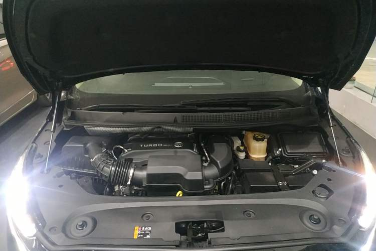 Used Buick GL8 2023 ES Lu Zun Deluxe Model
