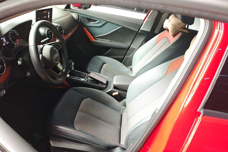 Used Audi Q2L 2018 35 TFSI Fashionable & Elegant Version China VI Emission Standard