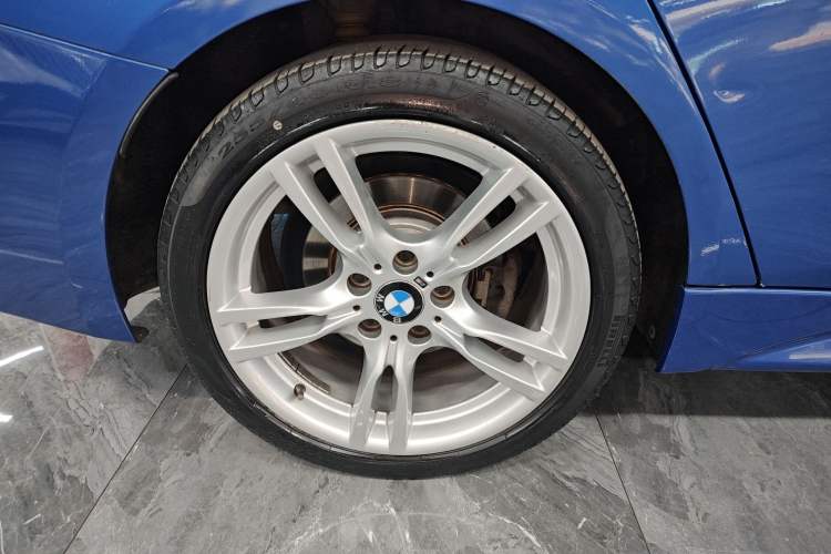 Used BMW 3 Series 2019 320i M Sport Package
