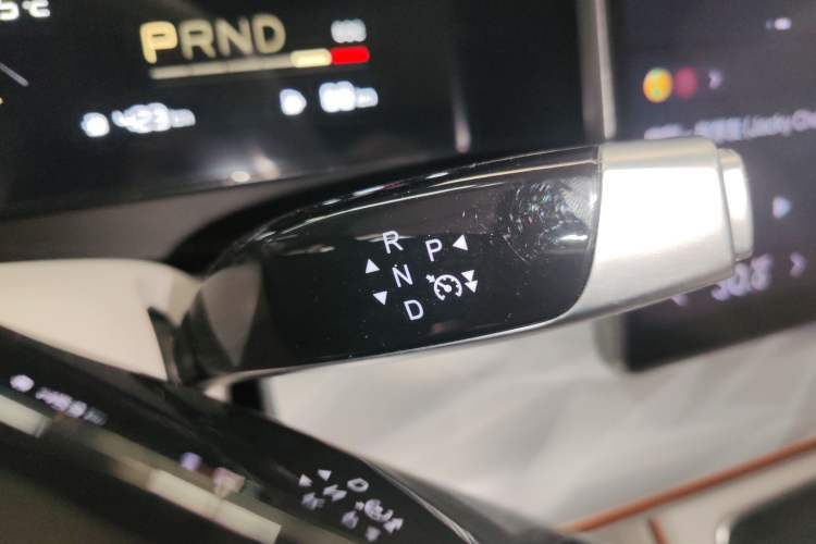 Used NETA L 2024 Extended-Range 310 Flash Charge PRO Edition