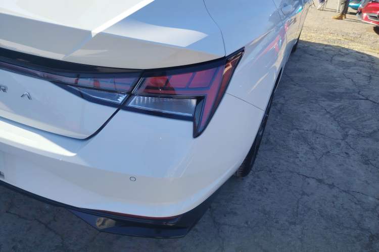 Used Hyundai Elantra 2022 1.5L CVT LUX Prestige Edition