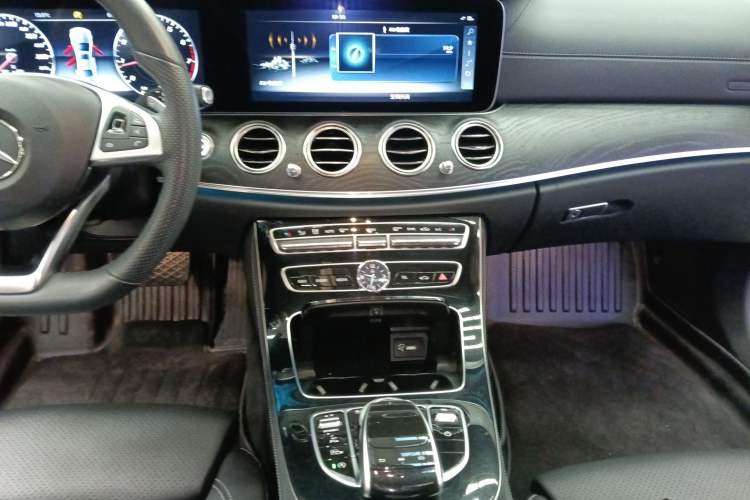 Used Mercedes-Benz E-Class 2017 E 200 L Sport 4MATIC
