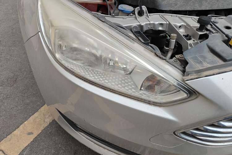 Used Ford Focus 2015 Sedan 1.6L Automatic Trend Model
