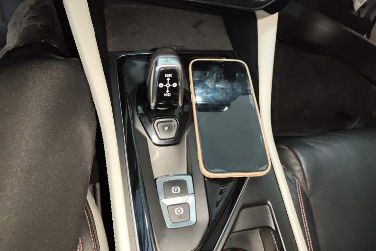 Used Lynk & Co 02 2018 1.5T DCT Two-Wheel Drive Zhaopu Version China V Standard
